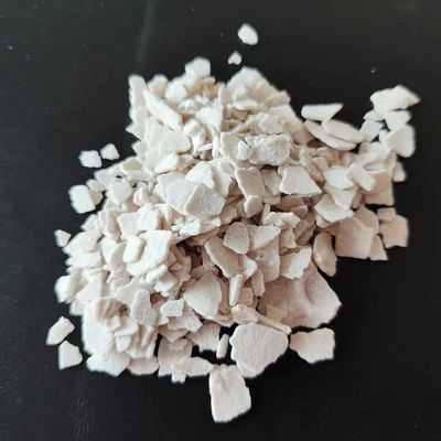 Chất làm tan tuyết Canxi Clorua Dihydrat Mảnh trắng 74% tối thiểu